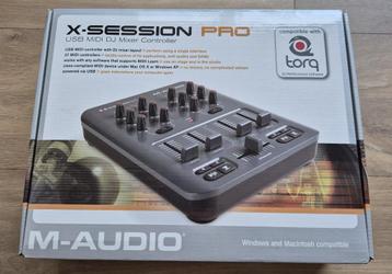 M-Audio X-Session Pro USB MIDI controller beschikbaar voor biedingen