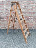 antieke pitch pine fruitladder/trapladder, Ophalen