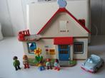 123 playmobil huis met gezin en auto, Ophalen of Verzenden, Zo goed als nieuw
