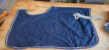 QHP fleece uitrijdeken blauw/zilver maat S =175cm beschikbaar voor biedingen