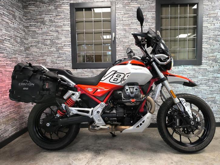 MOTO GUZZI V 85 TT bj 2024 19136 km 1e eigenaar, Motoren, Motoren | Moto Guzzi, Bedrijf, Overig, meer dan 35 kW, Motorrijbewijs A