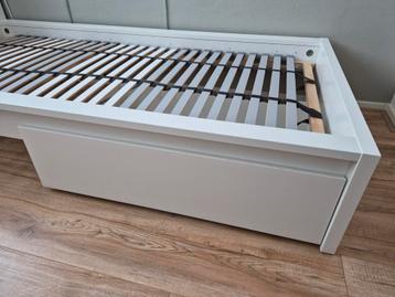 IKEA MALM bed 90 x 200 wit - afbeelding 4