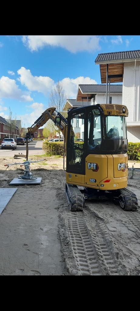 Graafmachine met machinist, grondwerk, bestrating & riool, Diensten en Vakmensen, Tuinmannen en Stratenmakers, Bestrating, Tuin- of Vijveraanleg