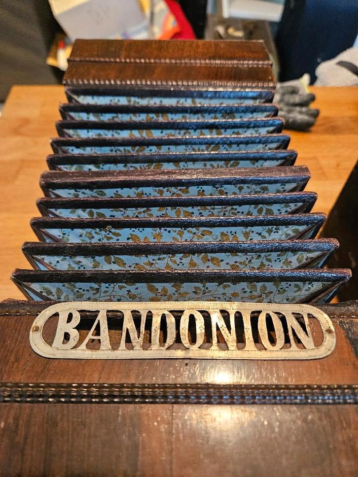 Vintage Bandonion - hout - originele koffer, Muziek en Instrumenten, Accordeons, Gebruikt, Knopaccordeon, Overige formaten, Overige merken