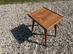 Vintage bijzet tafeltje retro jaren 70, Huis en Inrichting, Minder dan 55 cm, Rond, Ophalen of Verzenden, Zo goed als nieuw