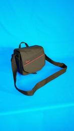 Lowepro Camera Bag | Black & Red | Compact Gear Bag, Verzenden, Zo goed als nieuw, Schoudertas, Lowepro