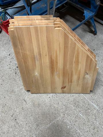 Vijf Ikea Ivar hoekplanken + hoekpaal voor stellingkast beschikbaar voor biedingen