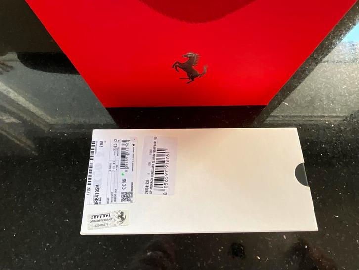 RayBan Monaco Charles Leclerc Gesigneerd - Limited!, Sieraden, Tassen en Uiterlijk, Zonnebrillen en Brillen | Dames, Nieuw, Zonnebril