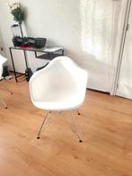 (Eet)kamerstoelen Vitra Eames, Ophalen, Zo goed als nieuw, Wit, Vijf, Zes of meer stoelen