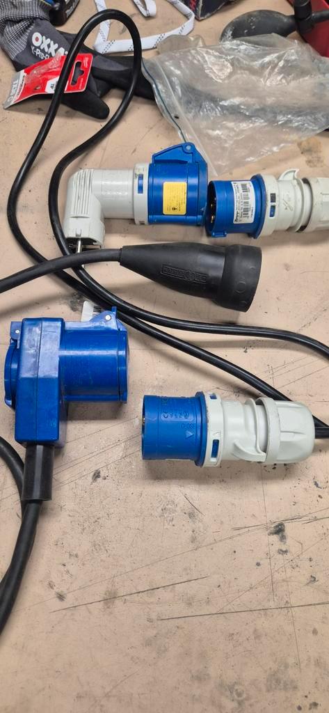 Stroomvoorziening Bus/Camper, Auto-onderdelen, Elektronica en Kabels, Ophalen