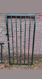 Spijlenpoort ,Gaaspoort 2x, Ophalen, Met poort, Gebruikt, Gaashekwerk