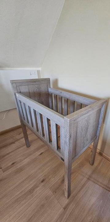 Houten Wieg - Zo Goed Als Nieuw! beschikbaar voor biedingen