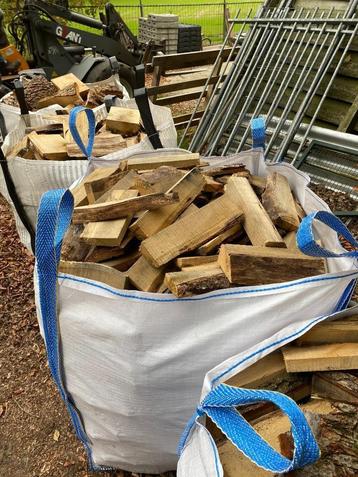 Droog Eiken kachelhout stookhout brandhout beschikbaar voor biedingen