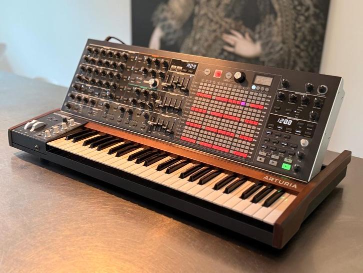 Arturia MatrixBrute, Muziek en Instrumenten, Synthesizers, Gebruikt, Overige aantallen, Overige merken, Met midi-aansluiting, Ophalen