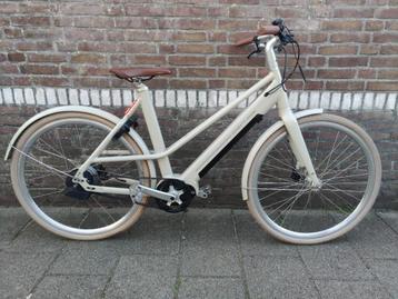 VELORETTI IVY ONE APR-2023 55 CM BELT DRIVE SLECHTS 437 KM beschikbaar voor biedingen