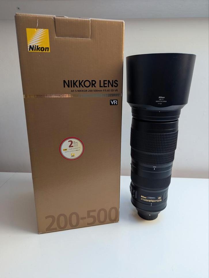 AF-S Nikkor 200-500mm F/5.6E VR ED Lens + Accessoires, Audio, Tv en Foto, Fotografie | Lenzen en Objectieven, Zo goed als nieuw