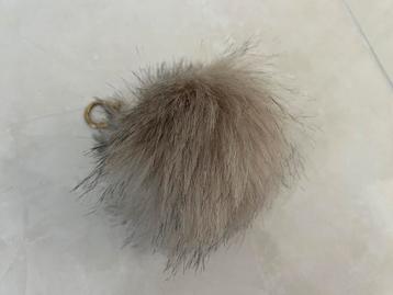 Nieuw pluche bol beige sleutelhanger tashanger 11 cm beschikbaar voor biedingen