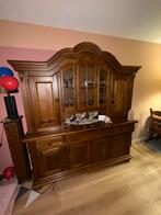 Eikenhouten kast, Ophalen