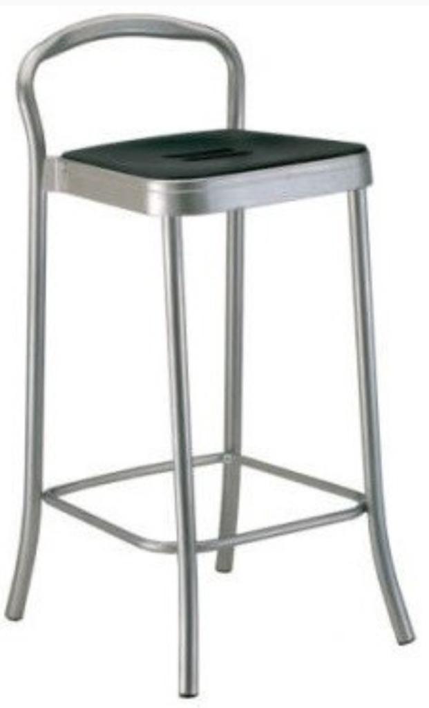 Gave Vico Magistretti design Kartell Mauna Kea barkruk, Huis en Inrichting, Barkrukken, Gebruikt, 60 tot 90 cm, Kunststof, Metaal