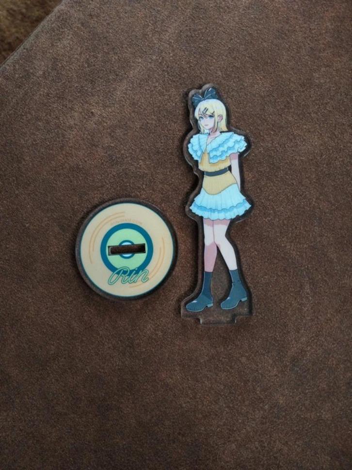 Kagamine rin 16th birthday anniversary acrylic stand, Verzamelen, Poppetjes en Figuurtjes, Zo goed als nieuw, Ophalen of Verzenden