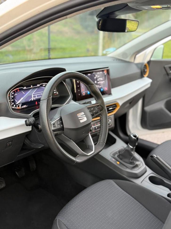 Seat Ibiza 1.0 TSI 110pk 2022 Wit, Auto's, Seat, Bedrijf, Ibiza, ABS, Adaptive Cruise Control, Airbags, Airconditioning, Apple Carplay