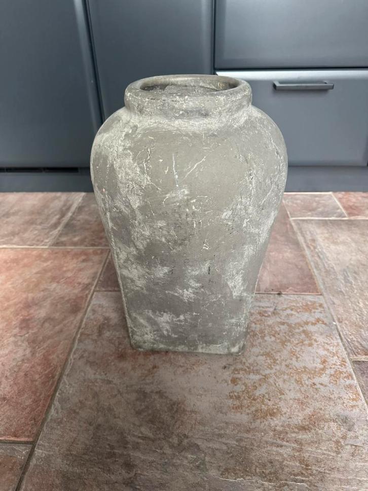 Stenen grijze landelijke vazen/potten 5x, Huis en Inrichting, Woonaccessoires | Vazen, Zo goed als nieuw, Overige kleuren, Minder dan 50 cm