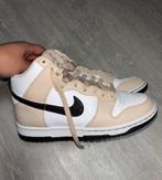 Nike Dunk High, Kleding | Dames, Schoenen, Ophalen of Verzenden, Zo goed als nieuw, Sneakers of Gympen