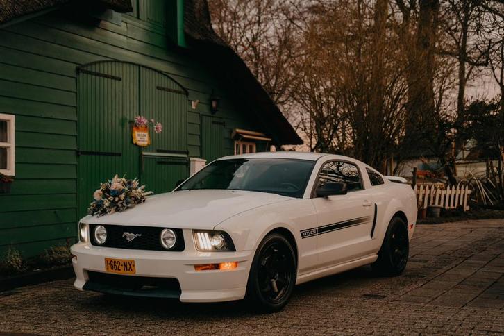 Te huur: Ford Mustang 4.6 V8, Diensten en Vakmensen, Verhuur | Auto en Motor, Trouwauto