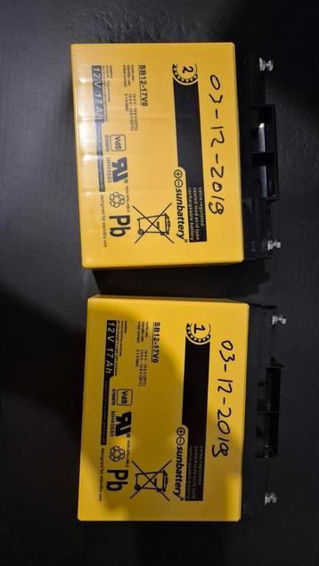 Accu 12v 17Ah, 2stuks beschikbaar voor biedingen