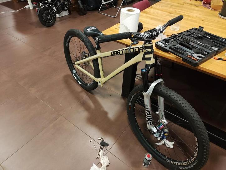 Dirt Jumper te koop! Of ruil, Fietsen en Brommers, Fietsen | Crossfietsen en BMX, Gebruikt, 24 inch of meer, Aluminium, Stuur 360° draaibaar