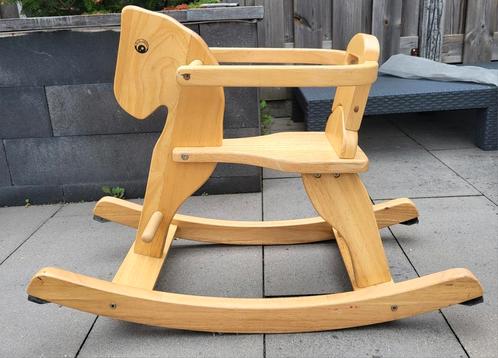 Houten hobbelpaard, Kinderen en Baby's, Speelgoed | Hobbelfiguren, Zo goed als nieuw, Ophalen