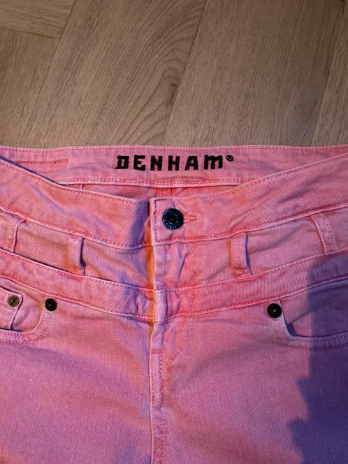 Mooie roze Denham jeans, nieuw, maat 26, Kleding | Dames, Spijkerbroeken en Jeans, Nieuw, W27 (confectie 34) of kleiner, Overige kleuren