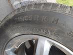 Winterbanden Nissan Qashqai, Auto-onderdelen, Banden en Velgen, Ophalen, 215 mm, 16 inch, Banden en Velgen
