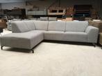 Grijze Hoekbank 270x200cm - Nette Staat, Huis en Inrichting, Banken | Bankstellen, 250 tot 300 cm, ., Hoekbank, Ophalen of Verzenden