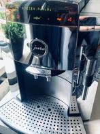 Prachtige Jura F9 CHROME met een premium servicebeurt, Witgoed en Apparatuur, Koffiezetapparaten, Ophalen, 10 kopjes of meer, Zo goed als nieuw