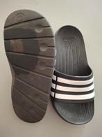 Adidas badslippers kids, Adidas, Gebruikt, Jongen of Meisje, Ophalen of Verzenden