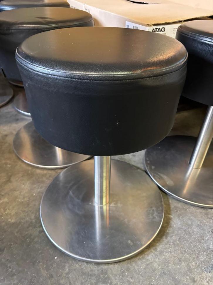 bar krukjes 7x, Huis en Inrichting, Barkrukken, Gebruikt, 30 tot 60 cm, Leer, Metaal, 5 krukken of meer, Draaibaar, Ophalen