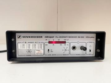 SENNHEISER EM2004 HiDyn Plus PLL Diversity Receiver beschikbaar voor biedingen