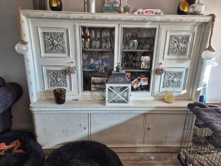 Oude, zware kast met veel bergruimte, Huis en Inrichting, Kasten | Buffetkasten, Gebruikt, 200 cm of meer, 150 tot 200 cm, 50 tot 75 cm