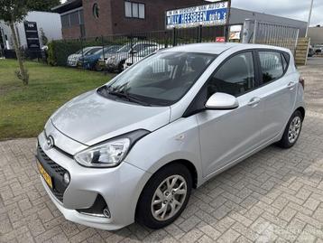 Hyundai i10 1.0 COMFORT 14321 KM LICHTE SCHADE! BOUWJAAR 201 beschikbaar voor biedingen