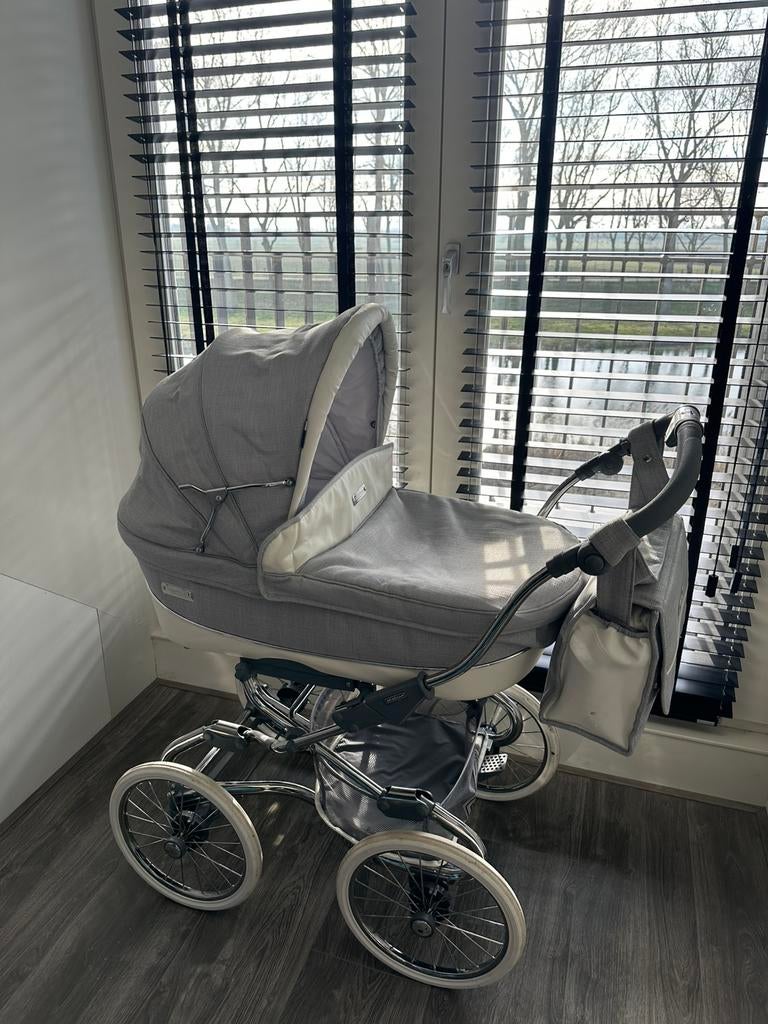 Bébécar kinderwagen - set, Kinderen en Baby's, Kinderwagens en Combinaties, Zo goed als nieuw, Overige merken, Ophalen
