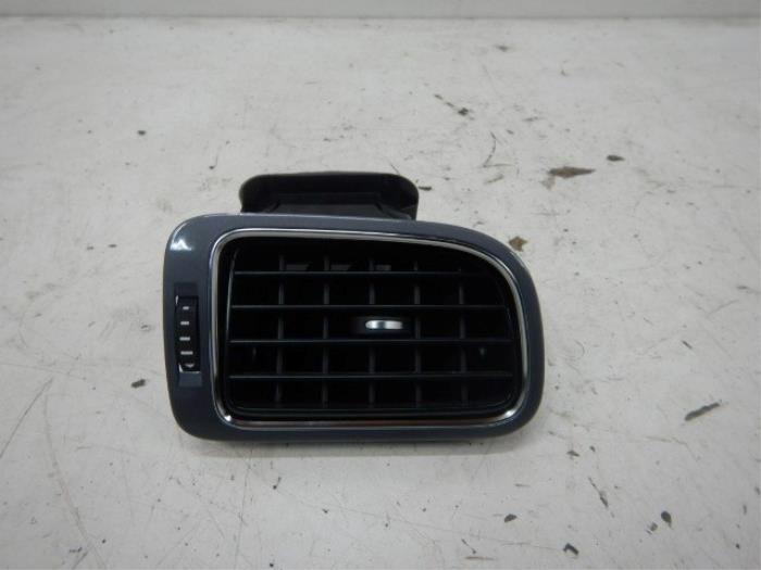 Luchtrooster zijkant Volkswagen Polo (22742826), Auto-onderdelen, Dashboard en Schakelaars, Ophalen of Verzenden, Gebruikt