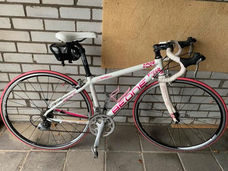Racefiets Beone Leontien, Fietsen en Brommers, Fietsen | Racefietsen, Zo goed als nieuw, Overige merken, Meer dan 20 versnellingen