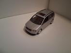 Volkswagen touran, Hobby en Vrije tijd, Modelauto's | 1:43, Ophalen of Verzenden, Zo goed als nieuw, Auto