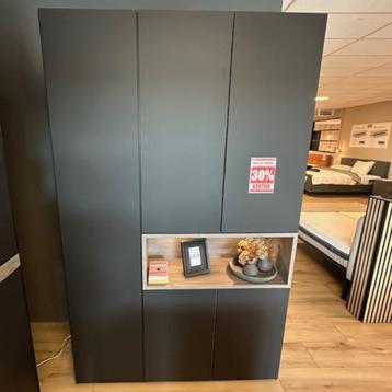 Nolte Horizont Kledingkast - 150x240x62cm beschikbaar voor biedingen