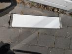 Wandplank Ekby Tony Ikea + 2 wanddragers, Ophalen, Zo goed als nieuw