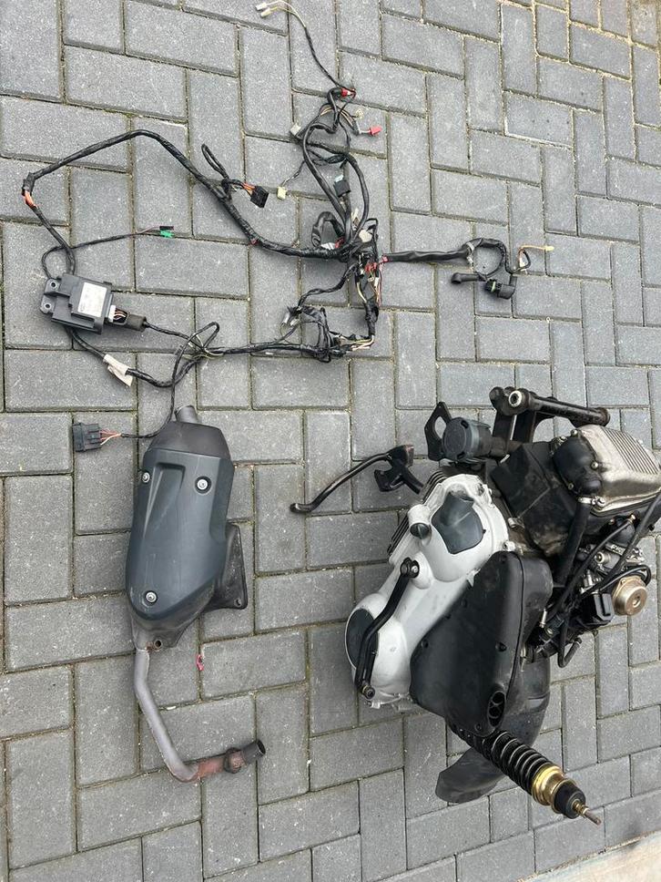 Piaggio zip m25 125 leader moterblok PLUG EN PLAY, Motoren, Tuning en Styling, Ophalen