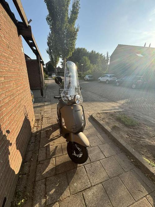 La souris scooter te koop, Fietsen en Brommers, Snorfietsen en Snorscooters, Zo goed als nieuw, Overige merken, Ophalen of Verzenden