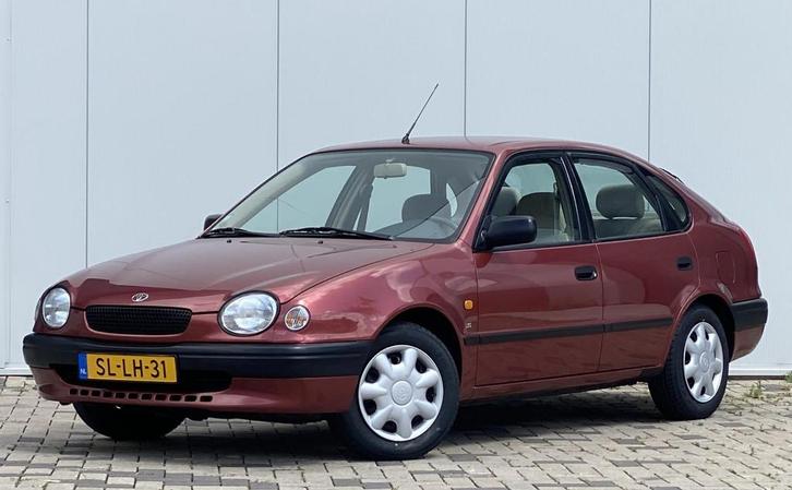 Toyota Corolla 1.6-16V Luna AUTOMAAT 5 DEURS AIRCO NAP 1STE, Auto's, Toyota, Bedrijf, Te koop, Corolla, Airconditioning, Metallic lak