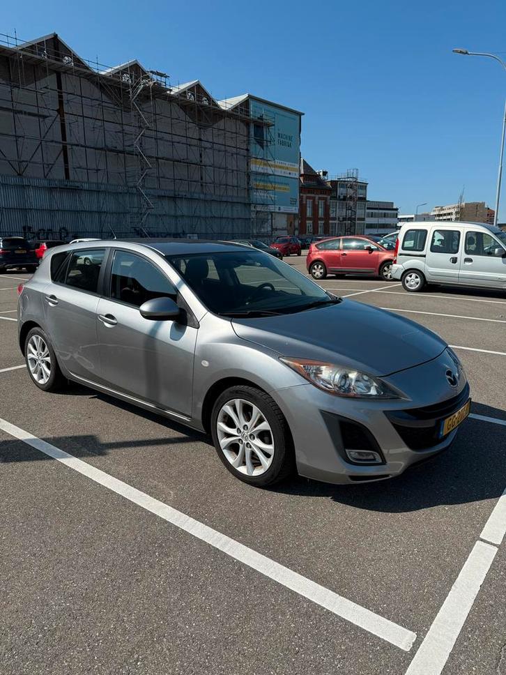 Mazda 3 1.6 Sport 2010 Grijs, Auto's, Mazda, Particulier, Benzine, B, Hatchback, Handgeschakeld, Geïmporteerd, Zilver of Grijs